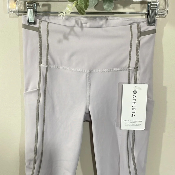 NWT Athleta Ultimate Stash Pocket Ignite 7/8 Tight Lavender XS - Picture 2 of 16